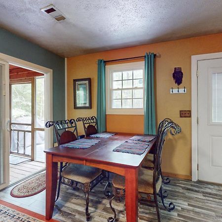 Artisan Hideaway Villa Helen Bagian luar foto